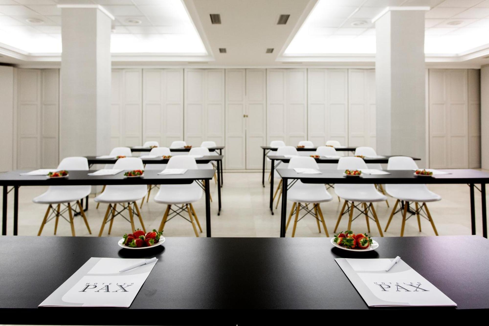 Hotel Pax Guadalajara Eksteriør billede