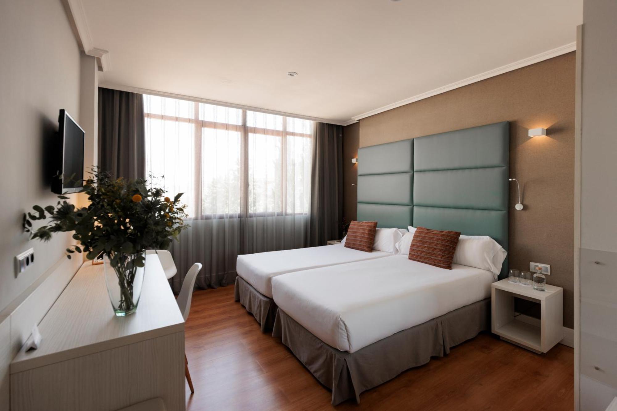 Hotel Pax Guadalajara Eksteriør billede